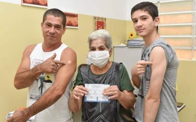 Unidades do Silvia Regina e Aero Rancho estarão abertas neste sábado (27) para vacinação