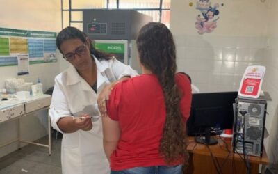 Segundo dia tem mais mil vacinados contra dengue em Dourados