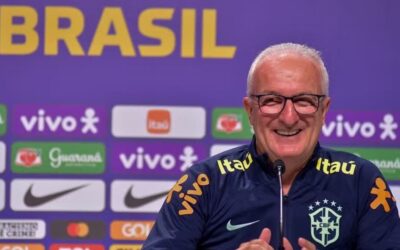 Dorival faz apelo ao torcedor e diz que seleção tem ‘obrigação de vencer’