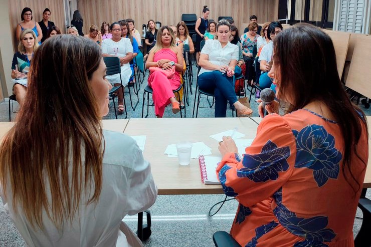 ALEMS celebra 92 anos do voto feminino e debate participação das mulheres na política