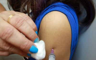 Campo Grande inicia vacinação de crianças de 10 a 11 anos contra a dengue neste domingo