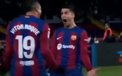 Vitor Roque sai do banco, faz 1º gol na Europa e dá vitória ao Barcelona
