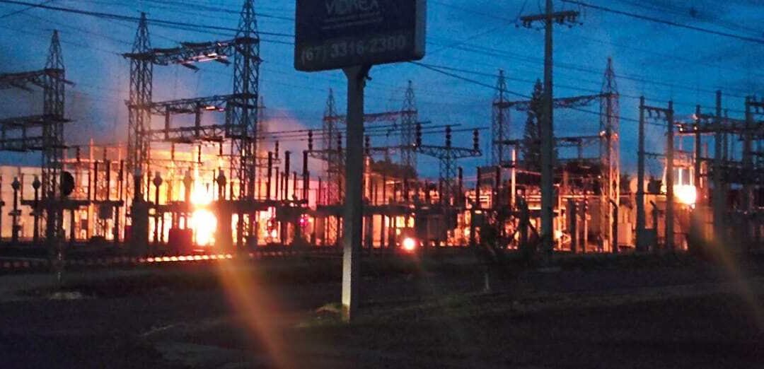 Subestação de energia pega fogo e vários bairros de Campo Grande ficam sem luz