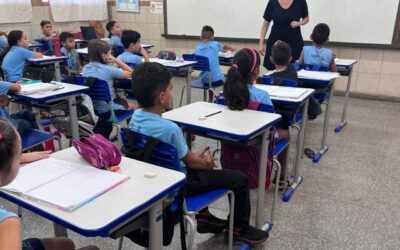 Com músicas, atividades e mosquito feito de garrafa pet, alunos da Reme aprendem a combater a dengue