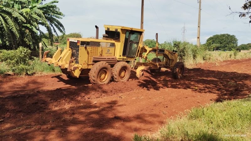 Prefeitura segue com ações de recuperação e cascalhamento de vias na Reserva Indígena