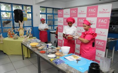 FAC promove 1ª aula do curso de ovos de Páscoa de colher e capacita 120 mulheres da Vila Popular e Jardim Moema