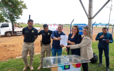 Prefeitura assina termo de autorização de uso de área que beneficiará a população com ações sociais e voltadas ao esporte