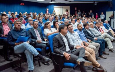 Prefeitos tiram dúvidas sobre emissão de certidão para a aquisição de linhas de créditos aos municípios