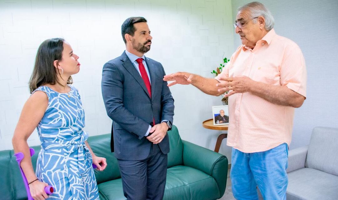 Presidente do TCE recebe Defensores Públicos de MS