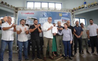 Prefeito Alan Guedes assina duas ordens de serviços e um contrato, totalizando investimentos de mais de R$ 23 milhões do Fonplata