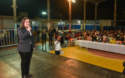 Entidade cofinanciada pela Prefeitura encerra Maio Laranja com homenagens e apresentações culturais