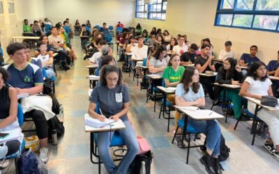 Cursinho preparatório para vestibular abre inscrições nesta segunda-feira