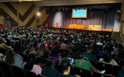 Professores da REME participam do 1º seminário Leitura e Escrita na Educação Infantil