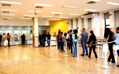 Sancionada lei que assegura ao consumidor informações sobre serviços bancários gratuitos