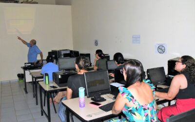 Curso de Informática da Prefeitura é ponte para conhecimento em todas as idades
