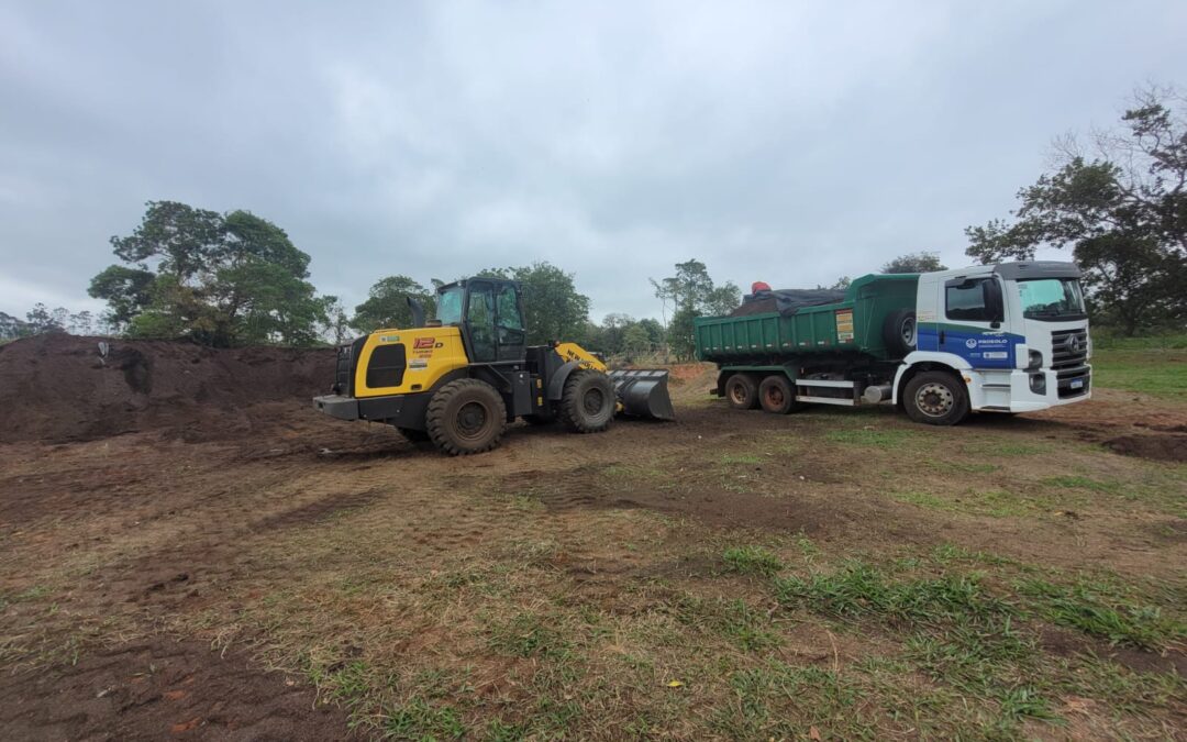 Prefeitura fomenta agricultura familiar com transporte e logística para produtores rurais