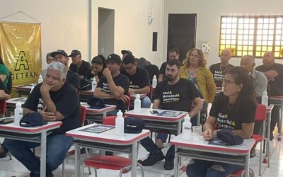 Começa 2ª turma da capacitação para taxista na Escola Pública de Trânsito José Elias Moreira