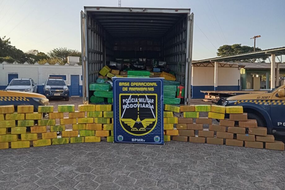 Polícia Militar Rodoviária apreende 10 toneladas de maconha, a maior do ano