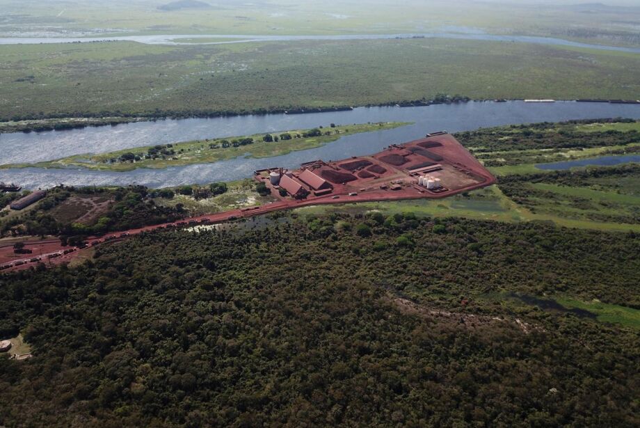 Com nível baixo, agência pede urgência em autorização para dragagem no Rio Paraguai