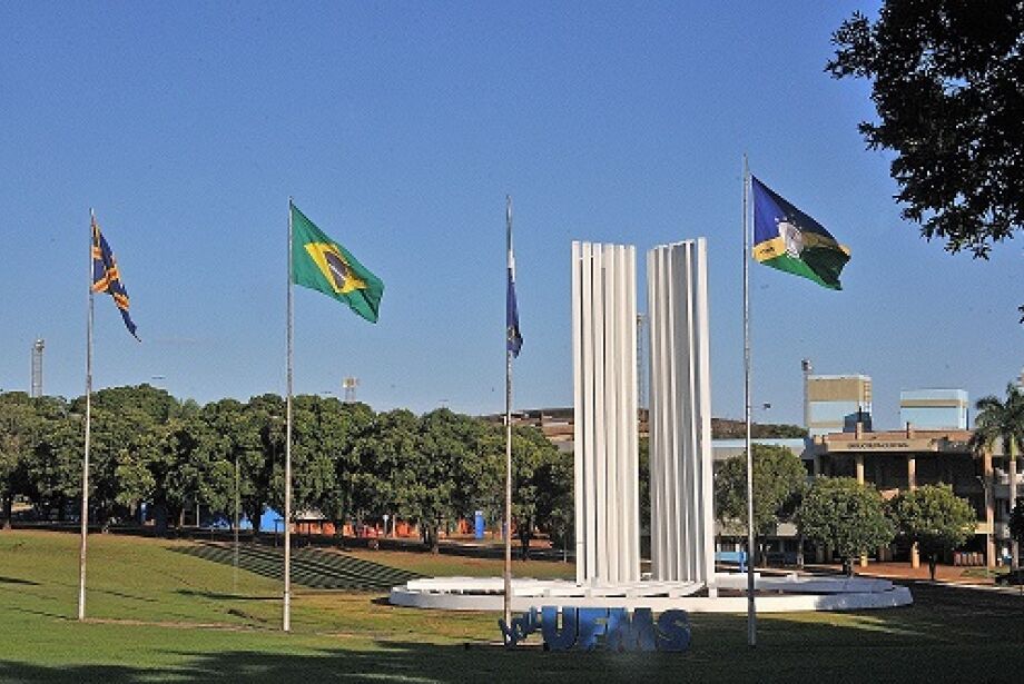 UFMS abre inscrições para curso de idiomas gratuito