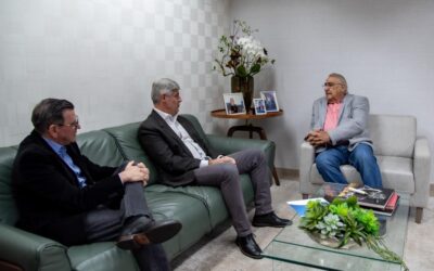 TCE-MS recebe avaliação de metas e resultados da Sanesul