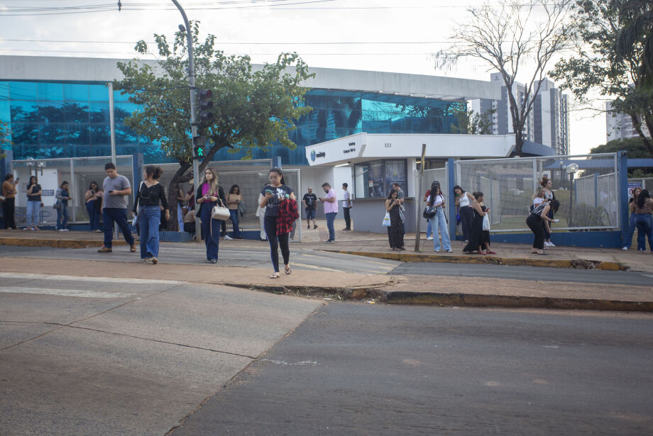 Candidatos do Enem dos Concursos que levaram caderno de questões serão eliminados