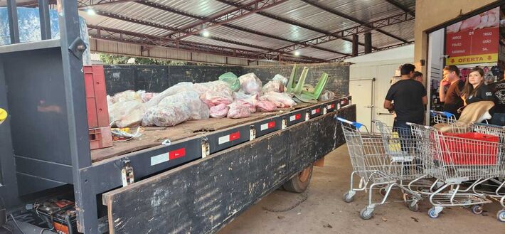 Polícia descarta quase uma tonelada de carnes sem procedência apreendidas em MS