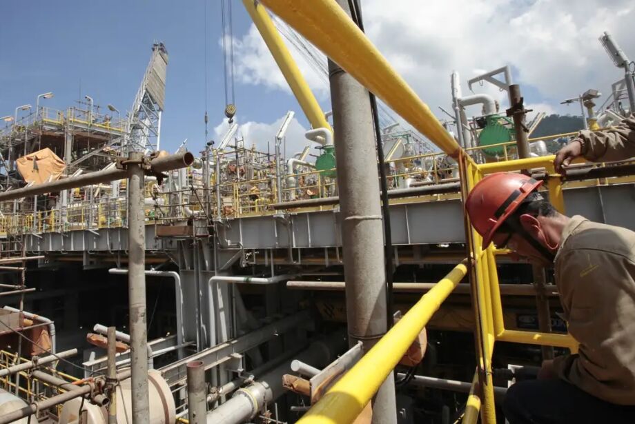 Produção de petróleo e gás no país cresce 2,8% em junho, aponta ANP