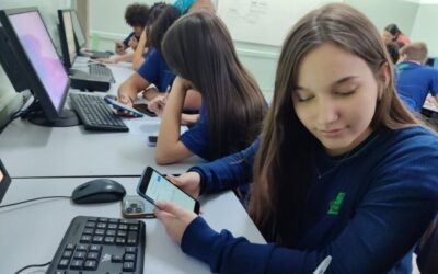 Um Quarto dos Países do Mundo Proíbe Uso de Celulares em Sala de Aula