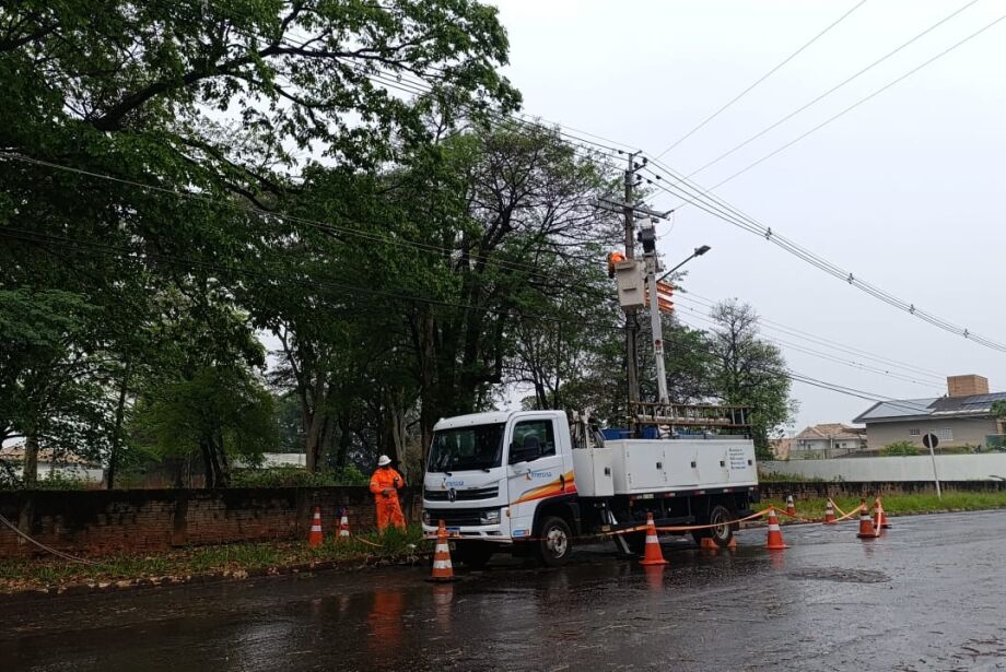 Falta de energia elétrica afeta moradores em oito bairros de Campo Grande