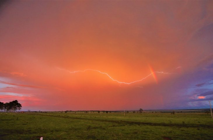 Semana começa com sol em MS, mas condições serão favoráveis para chuvas e tempestades