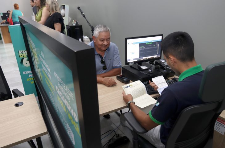 Primeiras horas do Guichê 60+ no Detran do Shopping Campo Grande registra 22 atendimentos