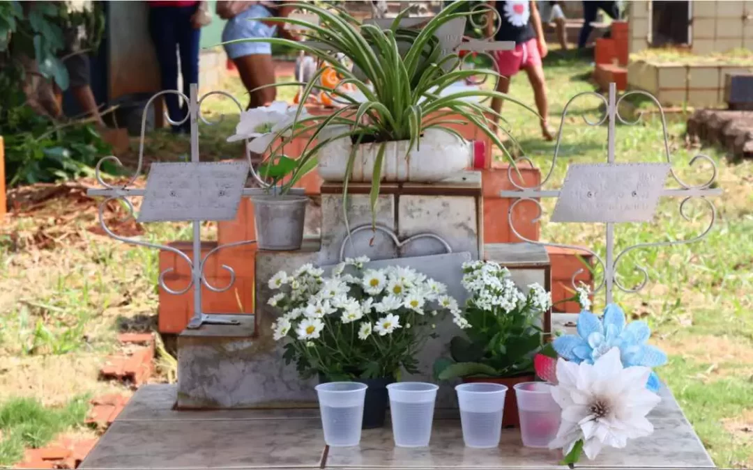 Dia de Finados aquece venda de flores em mercados e floriculturas de Campo Grande