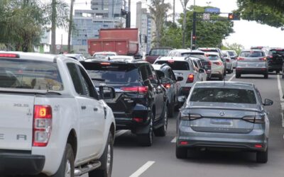 Veículos com placa final 0 devem estar com o licenciamento em dia até o final de outubro