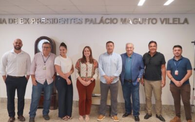 Comitiva da ALEMS visita instituição de Goiás para inspiração na reforma do plenário