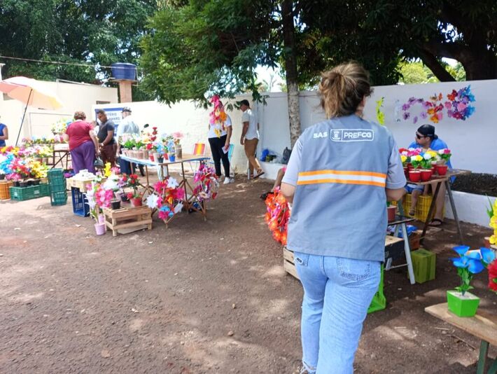 Prefeitura combate exploração do trabalho infantil no Dia de Finados