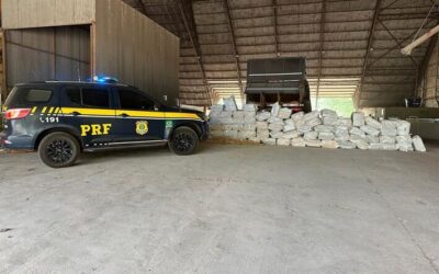 PRF apreende quase 2 toneladas de maconha em carga de milho em MS