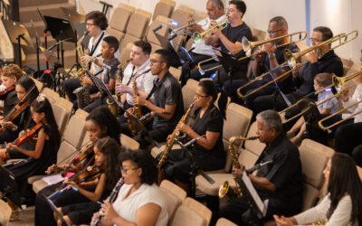 Coral e Orquestra Adoração se apresentam nesta quinta-feira (19) na Cidade do Natal; hoje tem Parada Natalina na 14 de Julho
