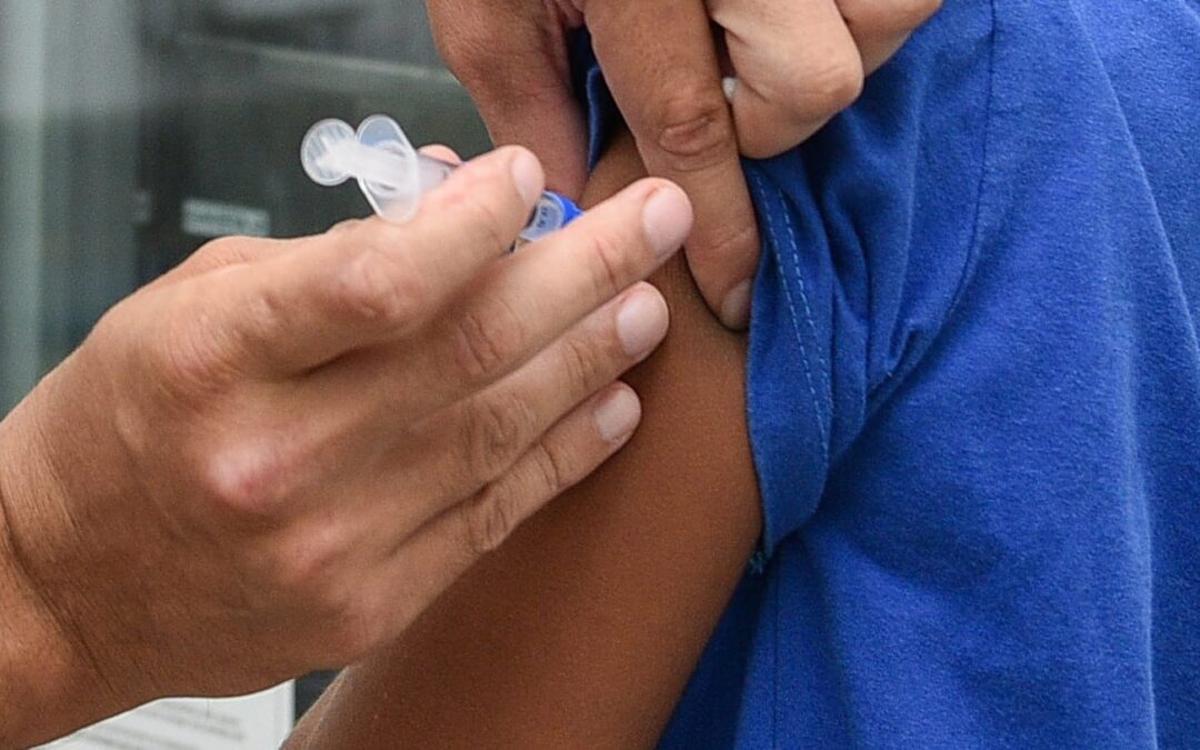 SESAU amplia vacinação contra a dengue para a faixa etária de 4 a 59 anos em Campo Grande
