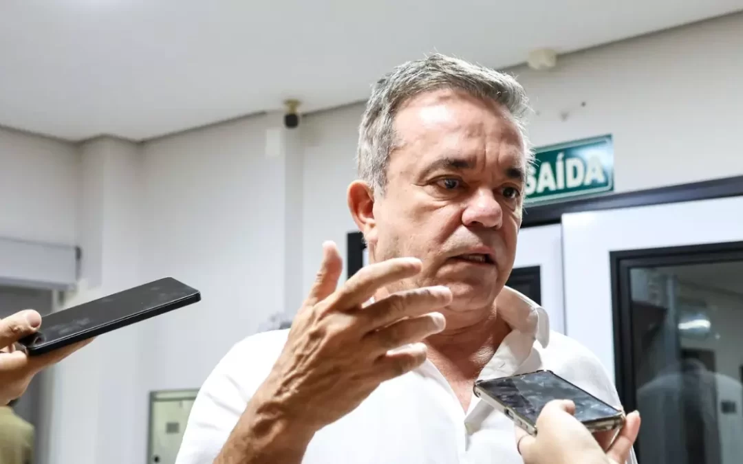 Vander Loubet recebe secretário-geral do PT e discute planos do partido para 2026