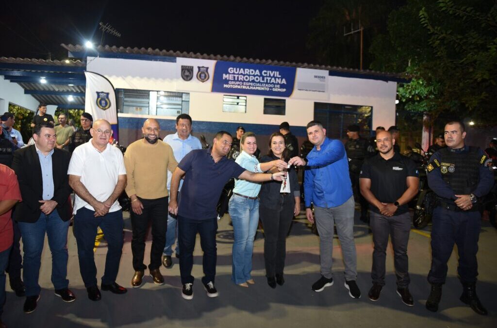 Prefeitura entrega 14 motocicletas para GCM, dando mais agilidade e segurança à população