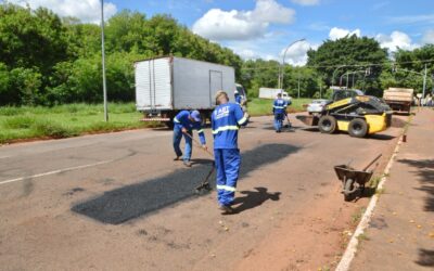 Equipes intensificam operação tapa-buracos e miram até 2 mil reparos diários nas vias