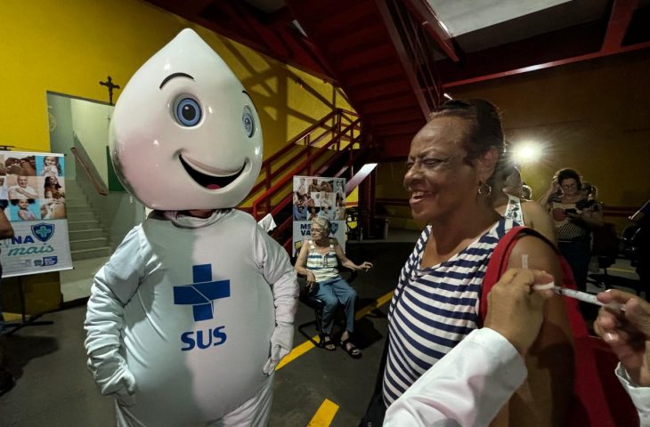 Drive-thru da SES ultrapassa 7 mil doses aplicadas e segue com plantão até quinta-feira