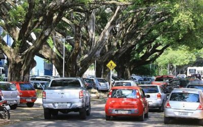 Riedel sanciona projeto de Gerson que converte em advertência infrações de trânsito leves e médias