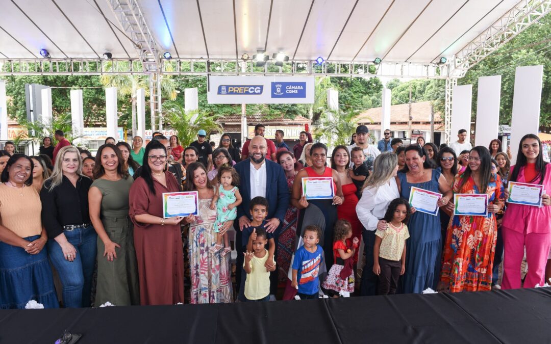Prefeitura realiza formatura de alunas do Programa Mulheres Mil durante a 85ª Expogrande