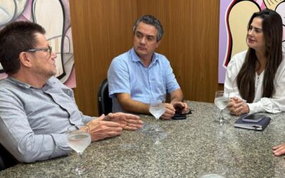 Landmark debate transparência no uso do Fundersul em reunião com Mara Caseiro