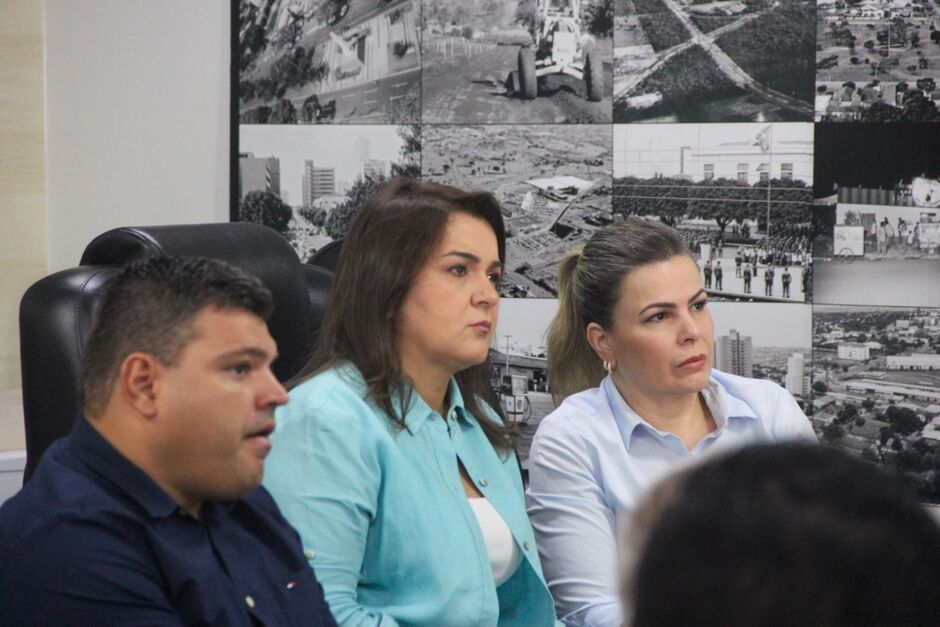 Prefeitura pode fechar escolas em emergência de Saúde, afirma Adriane