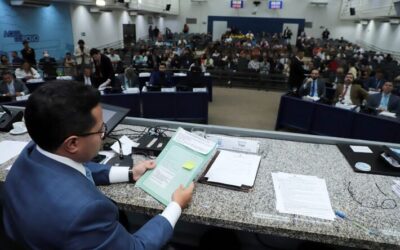 Câmara derruba veto e obriga prefeita a pagar R$ 8,7 milhões a entidades