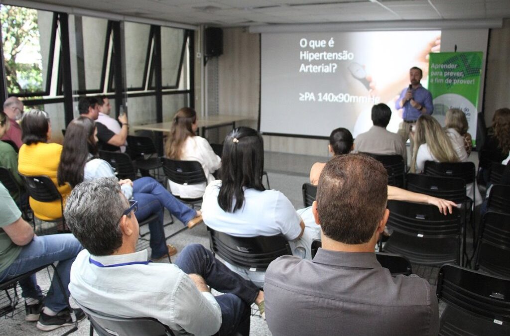 Palestra na ALEMS orienta servidores sobre prevenção da hipertensão arterial