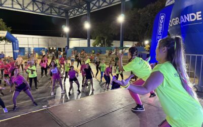 Festa neon e exercício físico movimentam a região do Prosa com o Circuito Movimenta CG